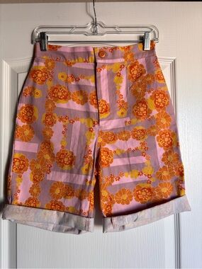 Free People size 2 Shorts Floral Bermuda Sun in My Eyes Lavender Fields NEW